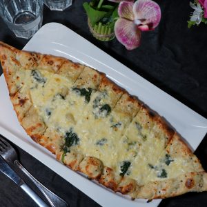 Pide kase Spinat